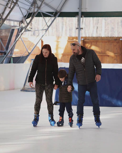 Outdoor ice skating near Pittsburgh at UPMC Rink at PPG Place, a festive hub of winter activities and holiday traditions.