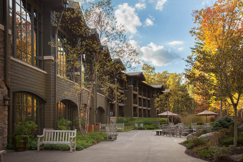 Woodloch lodge walking alley